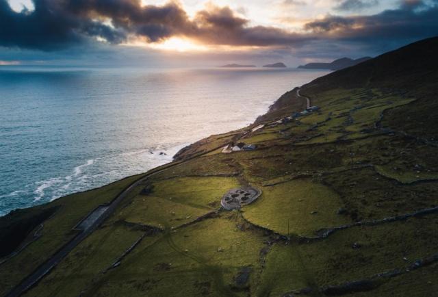 Old Irish Farmhouse ディングル エクステリア 写真